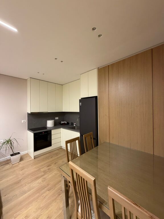 Apartament 1+1 me qira te Stadiumi, Sarandë