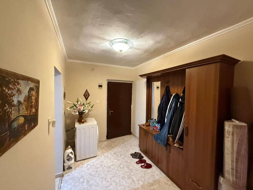 📣 VENDESI Appartamento 1+1 📍 Allias, Vicino alla Scuola “Bajram Curri” ✨