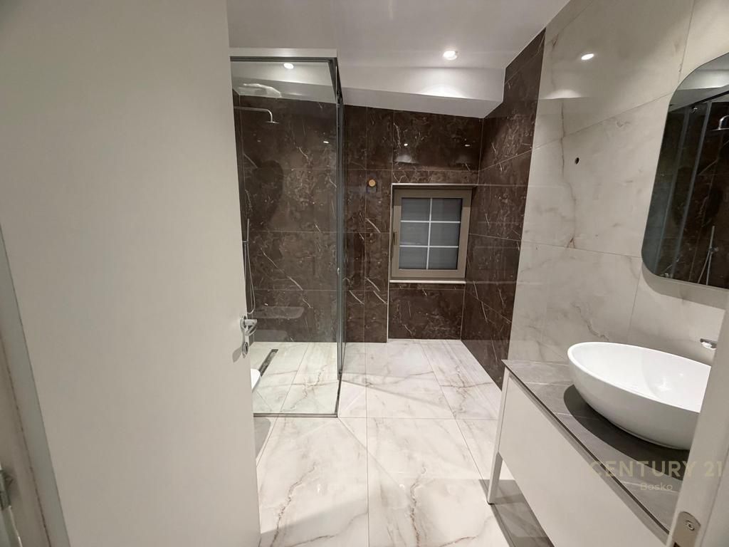 JEPET ME QIRA APARTAMENT 1+1 NE LAPRAKE, PAS SPITALIT USHTARAK❗️ /Muaj 45,000 Lekë /Muaj