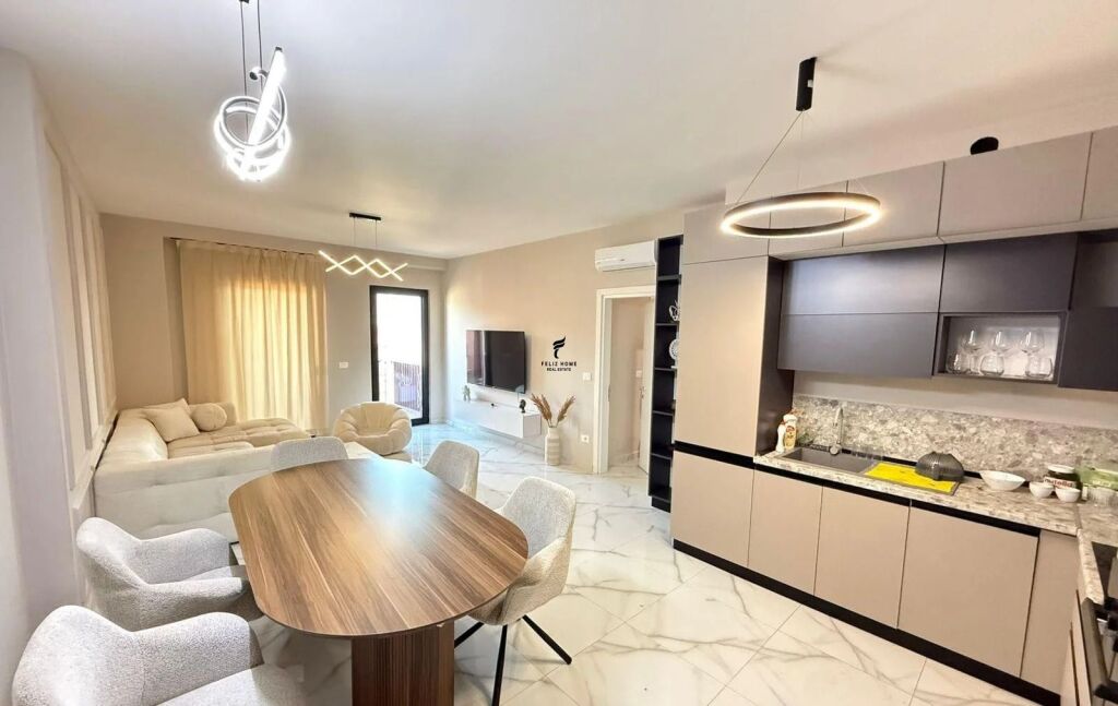 APPARTAMENTO IN AFFITTO 3+1+2 VIA KAVAJES 2.000 EURO FH-99191