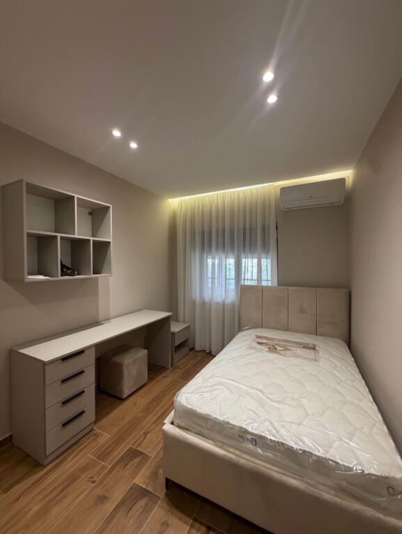 Qera | Apartament 3 + 1 | Medreseja | 800 €/muaj