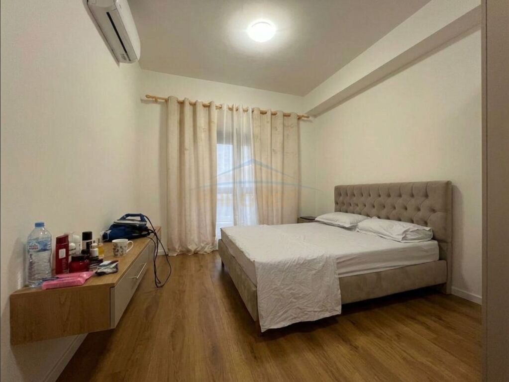 Shitet, Apartament 1+1, Ali Demi, Tiranë