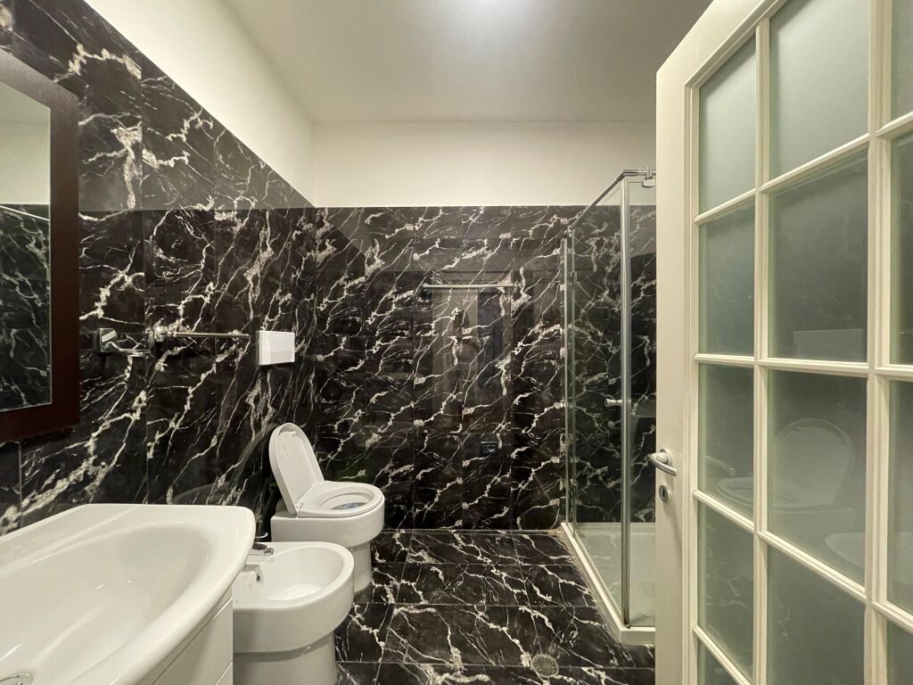 2+1+2 apartment for rent in Bllok