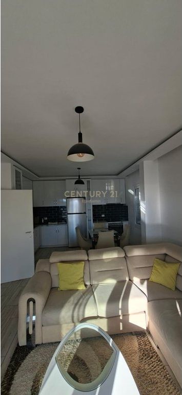 Appartamento 3+1 in affitto a Plazh, Durrës