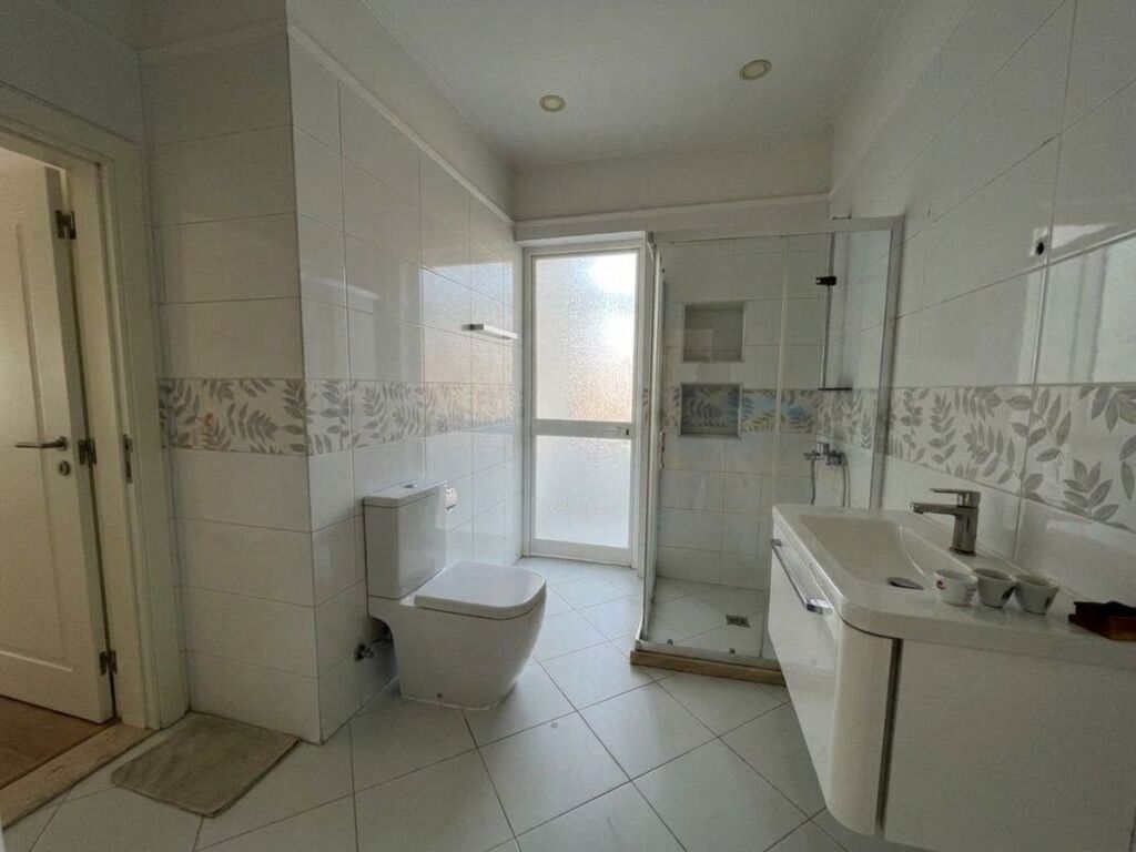 In affitto, appartamento 2+1 con deposito, Piazza Willson, Tirana