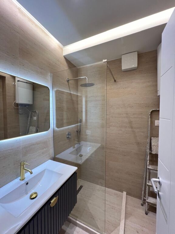 Jepet apartament 1+1 me qira tek Sheshi Willson .