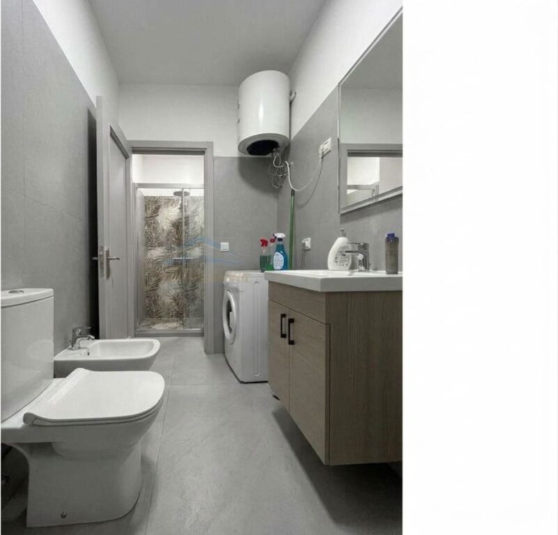 Qira,Apartament 2+1,Rr.Petro Nini Luarasi,Tirane
