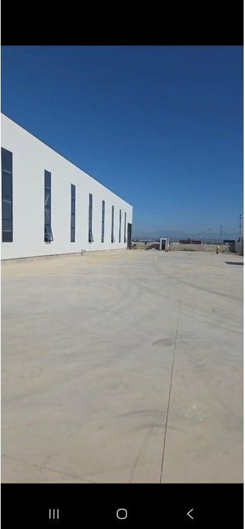 🏭 KAPANON INDUSTRIAL PËR SHITJE – SEKTORI RINIA, DURRËS 1,400,000 € 1,400,000 €