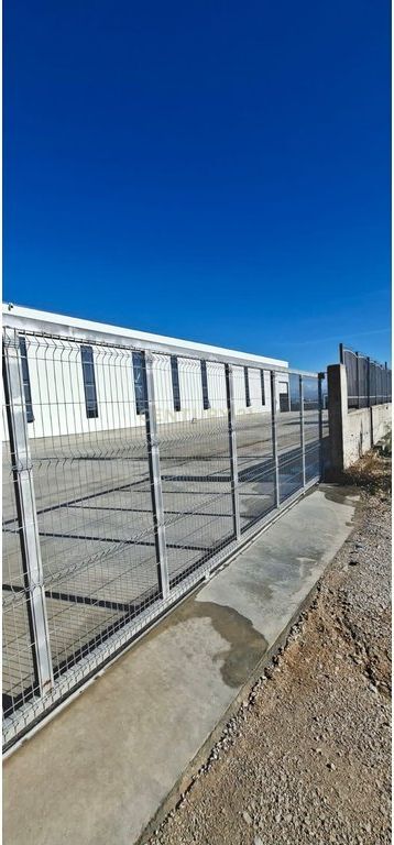 🏭 KAPANON INDUSTRIAL PËR SHITJE – SEKTORI RINIA, DURRËS 1,400,000 € 1,400,000 €