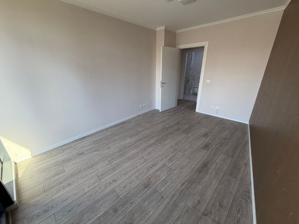 Office Space for Rent Lake View