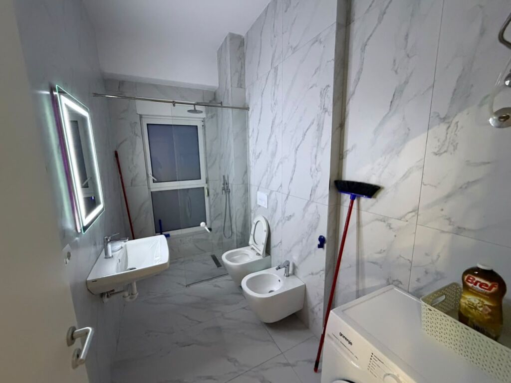 🏠 JEPET ME QIRA APARTAMENT 1+1  📍 Adresa: Ali Demi, Kompleksi Kaimi