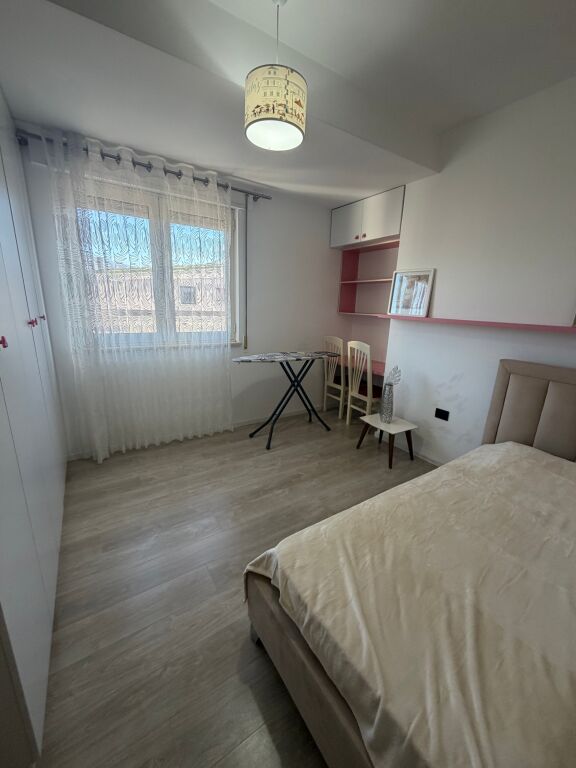 2+1,liqeni i thate,me parkim,1000 euro