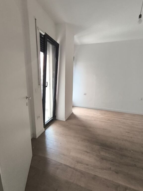For sale 2+1+2 Paris Commune