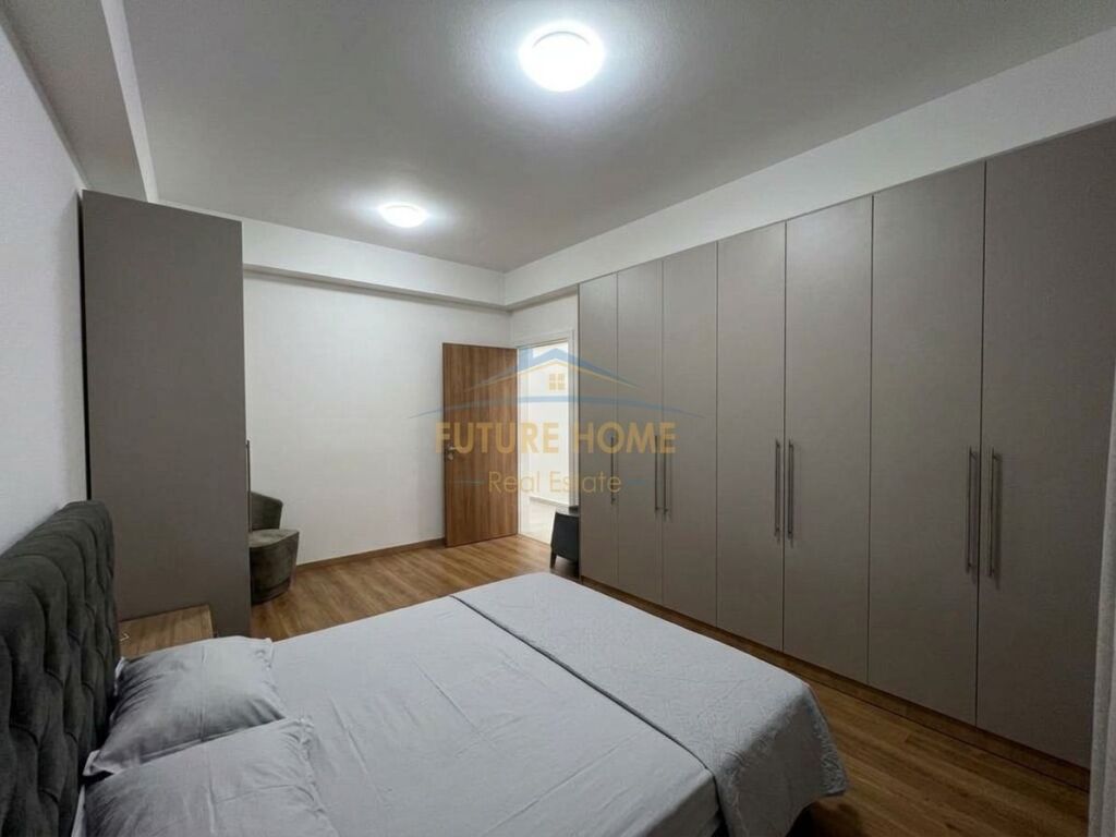 Shitet, Apartament 1+1, Ali Demi, Tiranë