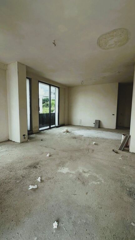 🏡 **SHITET APARTAMENT 3+1+2 ME GARDEROBË – TULIPAN RESIDENCE**