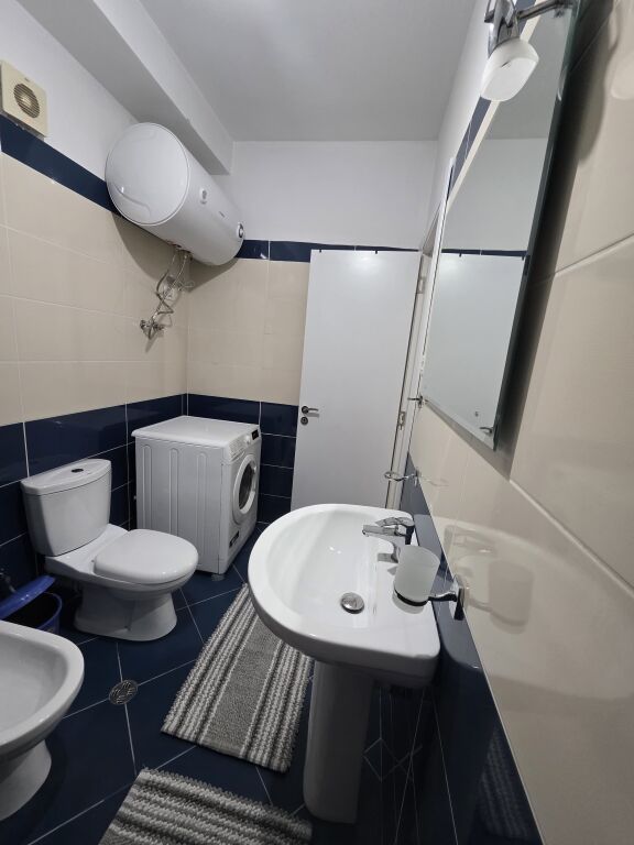 1+1 apartment at Mbi kalimi i Kristalit (kodra e diellit)