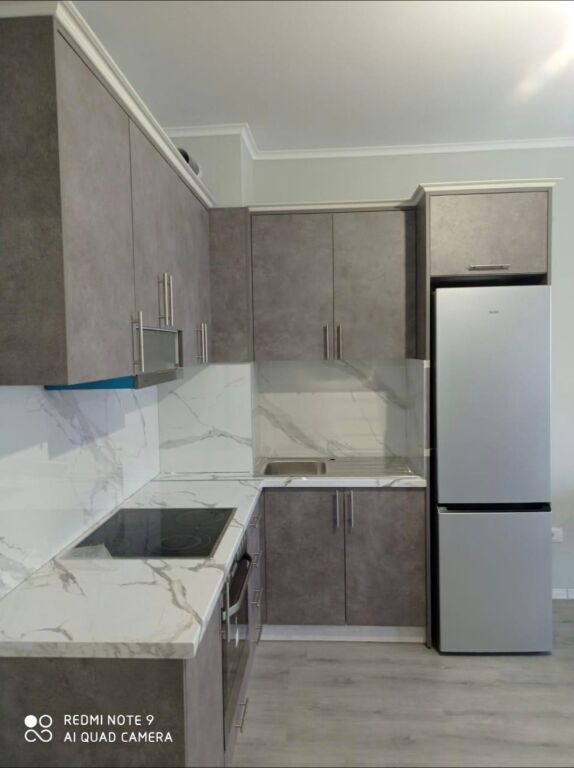 Shitje apartament 2+1+post parkimi -1