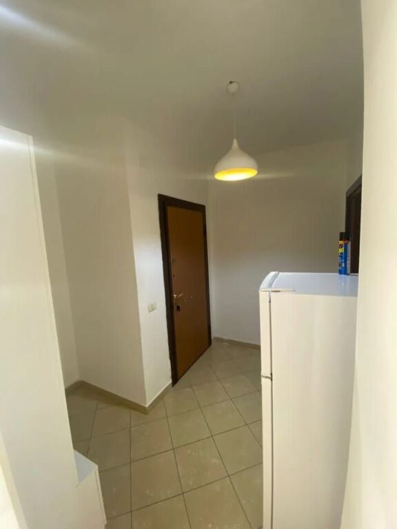 Jepet Me Qera Apartament 1+1+1 Ballkon
