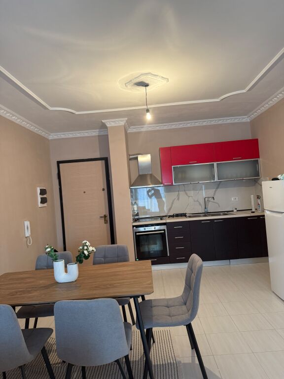 APPARTAMENTO 2+1+2 IN AFFITTO 450€ | ZONA TRANSBALLKANICA, VLORË