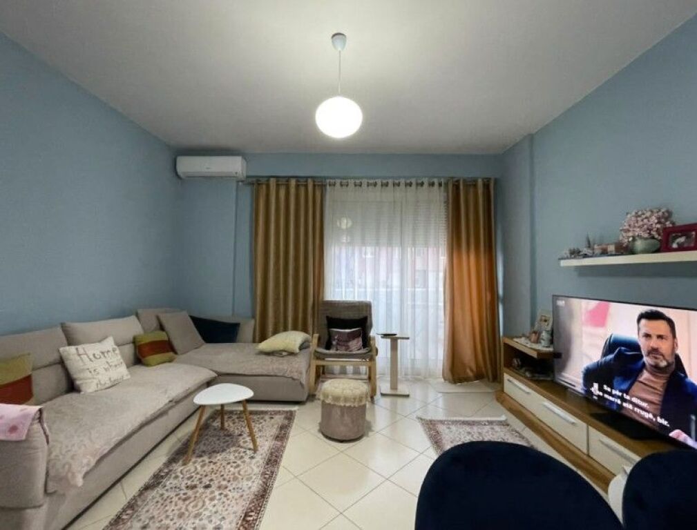 JEPET ME QIRA APARTAMENT 1+1 – 21 DHJETORI, KONTAKTI
