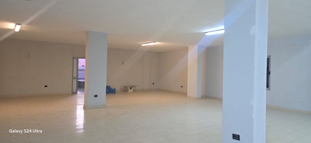 THE SECOND FLOOR OF THE BUILDING IS FOR RENT – NEAR TOP CHANNEL