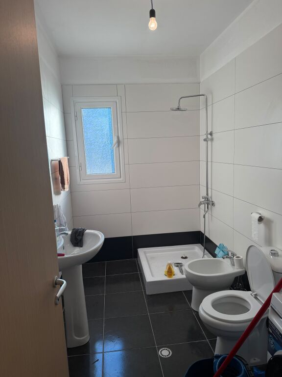 APPARTAMENTO 2+1+2 IN AFFITTO 450€ | ZONA TRANSBALLKANICA, VLORË