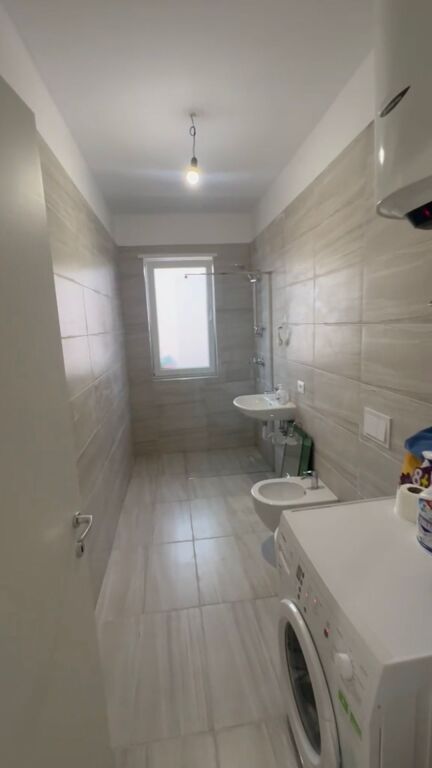 Shitje apartament 2+1+post parkimi -1