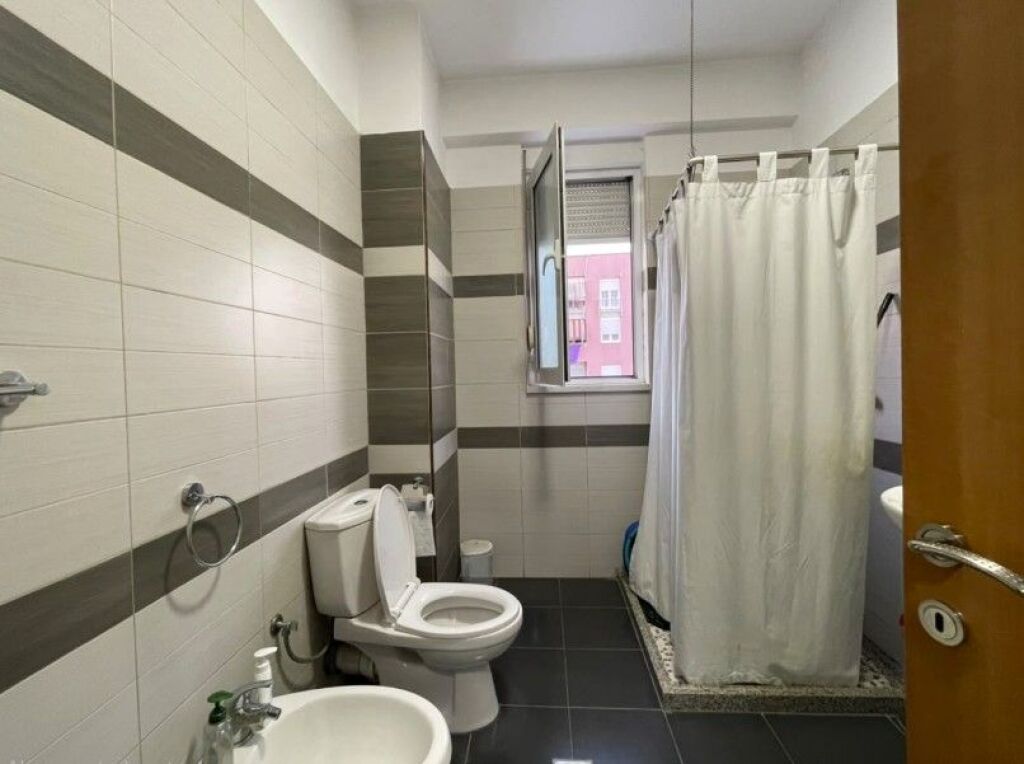 JEPET ME QIRA APARTAMENT 1+1 – 21 DHJETORI, KONTAKTI