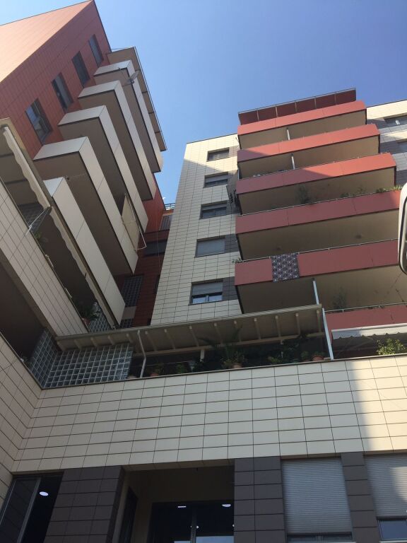 Jepet me qira apartament 1+1 i mobiluar