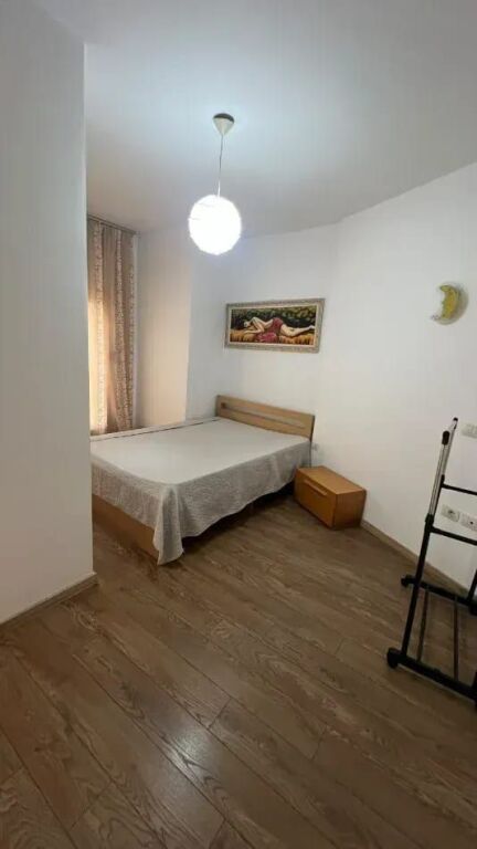 Furnished 1+1 apartment, Komuna e Parisit