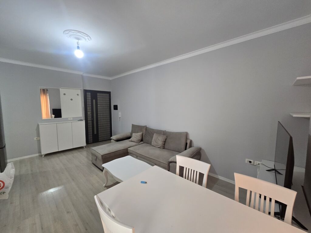 Apartament 1+1 per shitje Yzberisht !