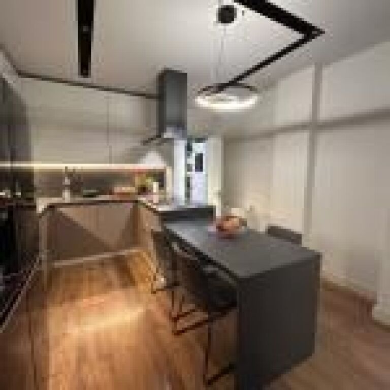 Tirana, 3-story villa for sale.