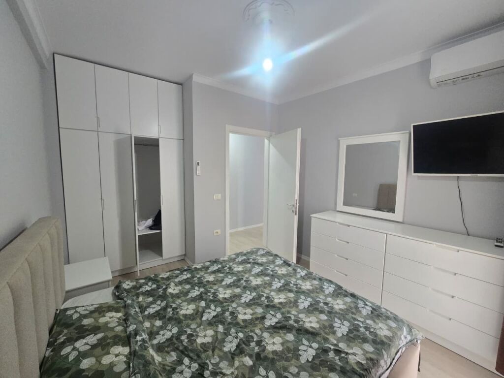 Apartament per shitje 1+1 ne Yzberisht