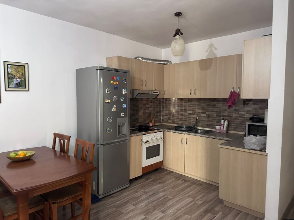 Apartament ne shitje