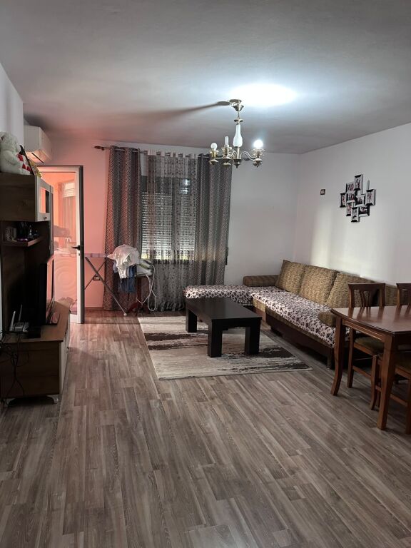 Apartament ne shitje
