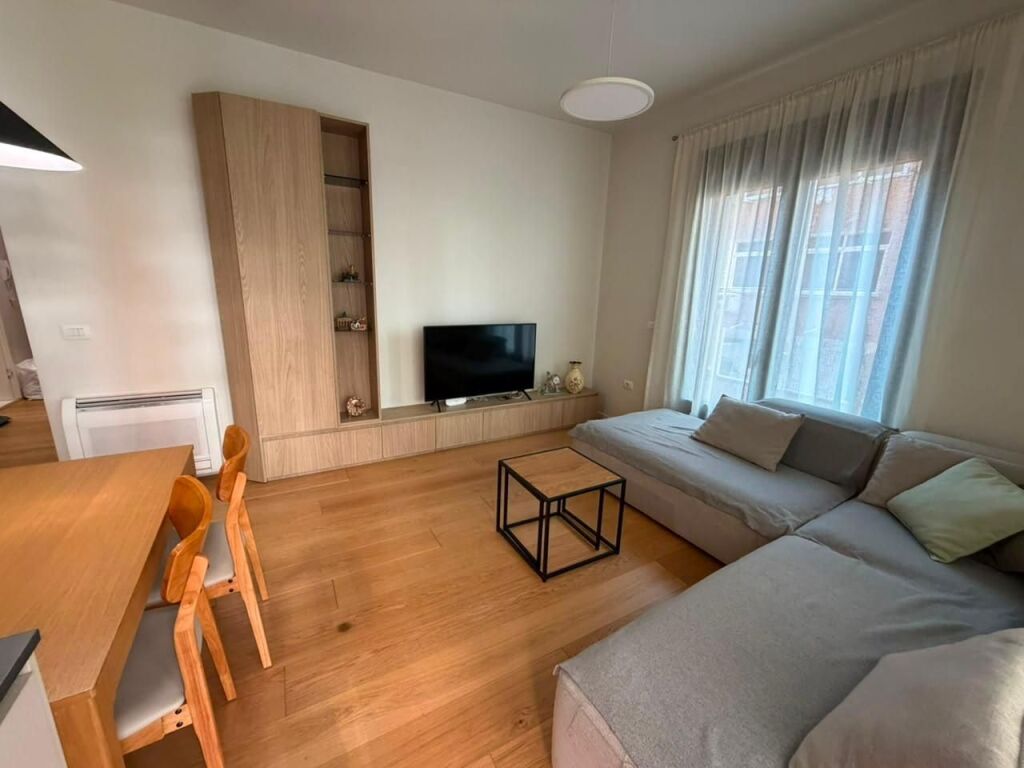 2+1 apartment for rent, Rruga e Kosovareve