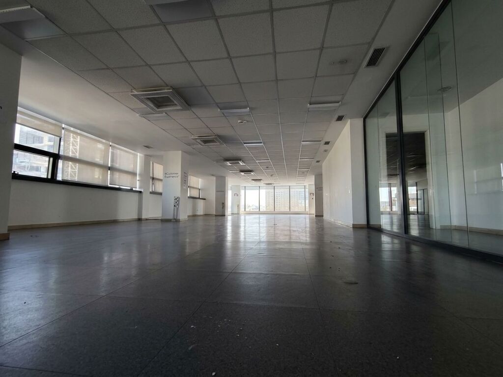 LOCALE COMMERCIALE IN AFFITTO – CENTRO, TIRANA