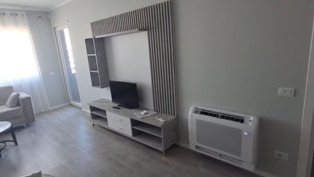Shitje apartament 2+1+post parkimi -1