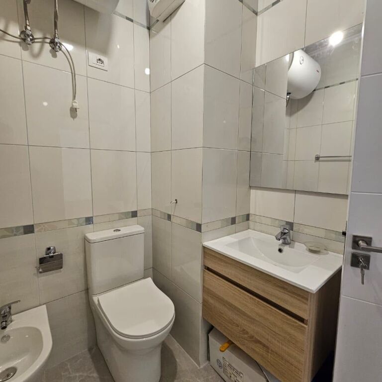 1+1 apartment for sale on Kavaja Street, Tirana