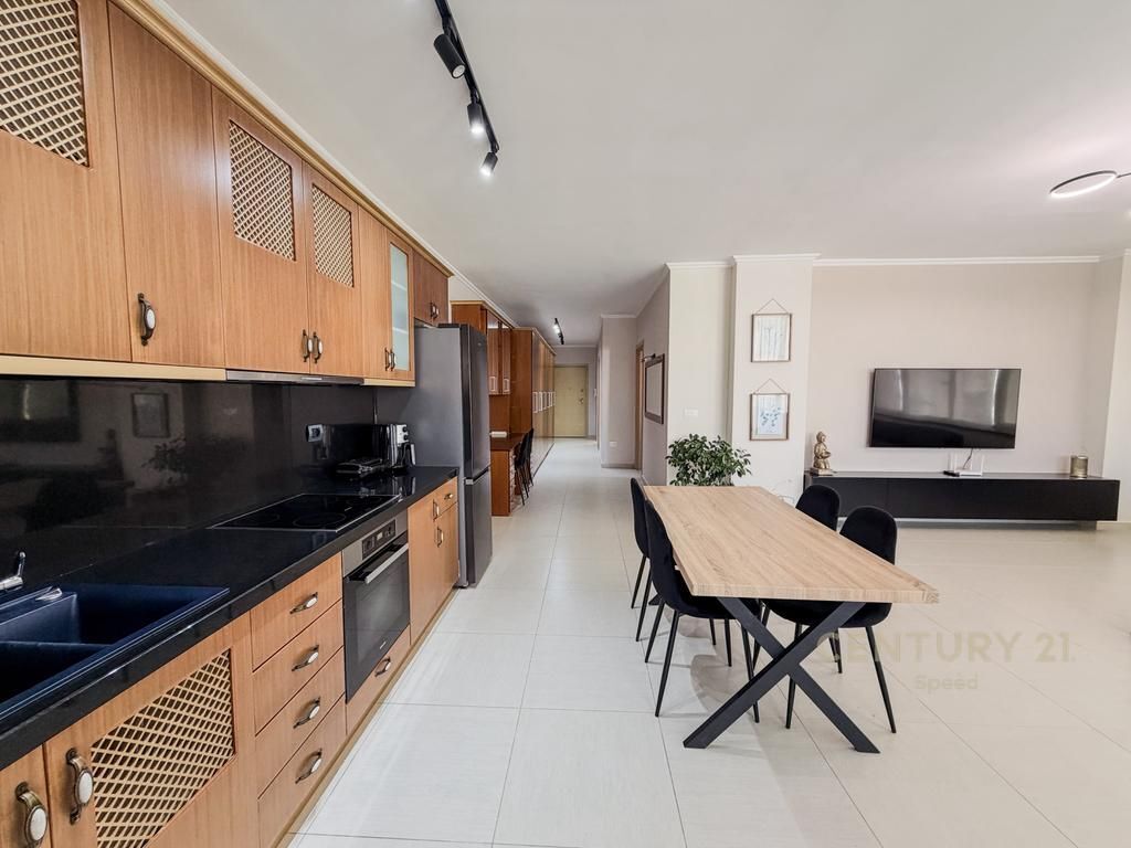 LUXURY APARTMENT FOR SALE 2+1+2+2 Parking Spaces | VIEW OF THE ARTIFICIAL LAKE 370,000 €