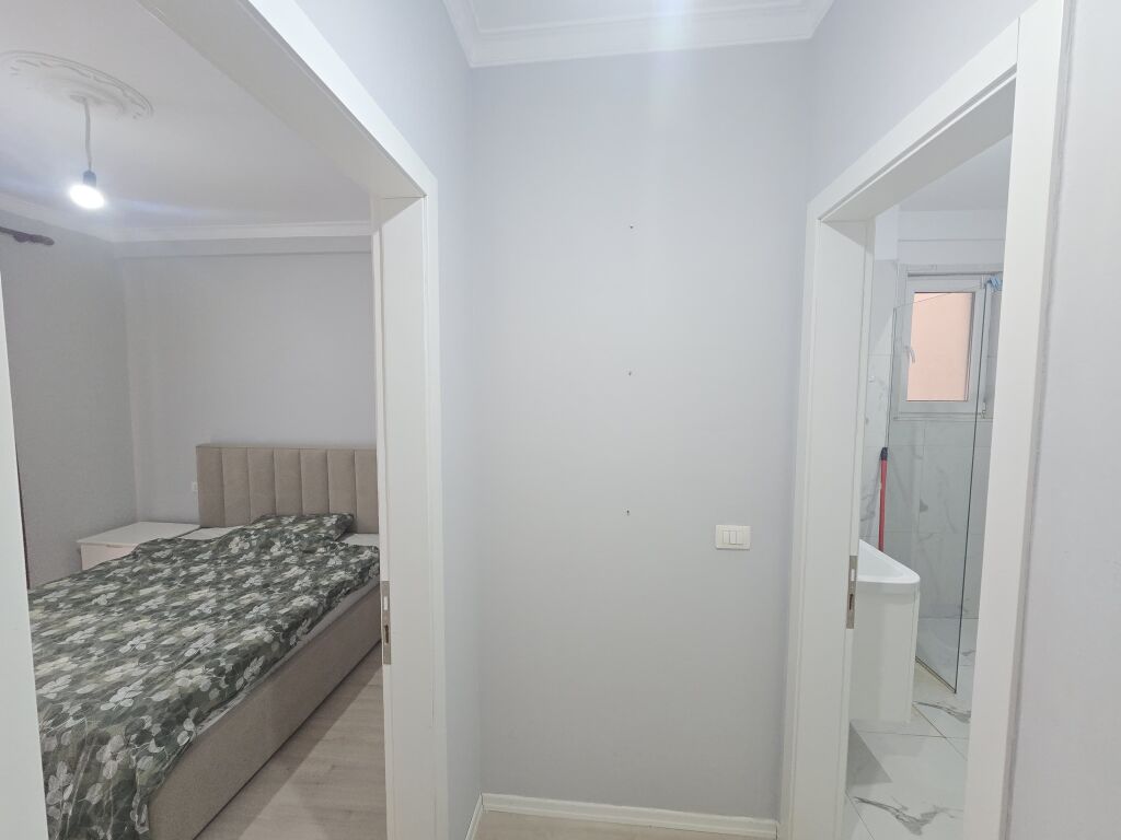Apartament 1+1 per shitje Yzberisht !