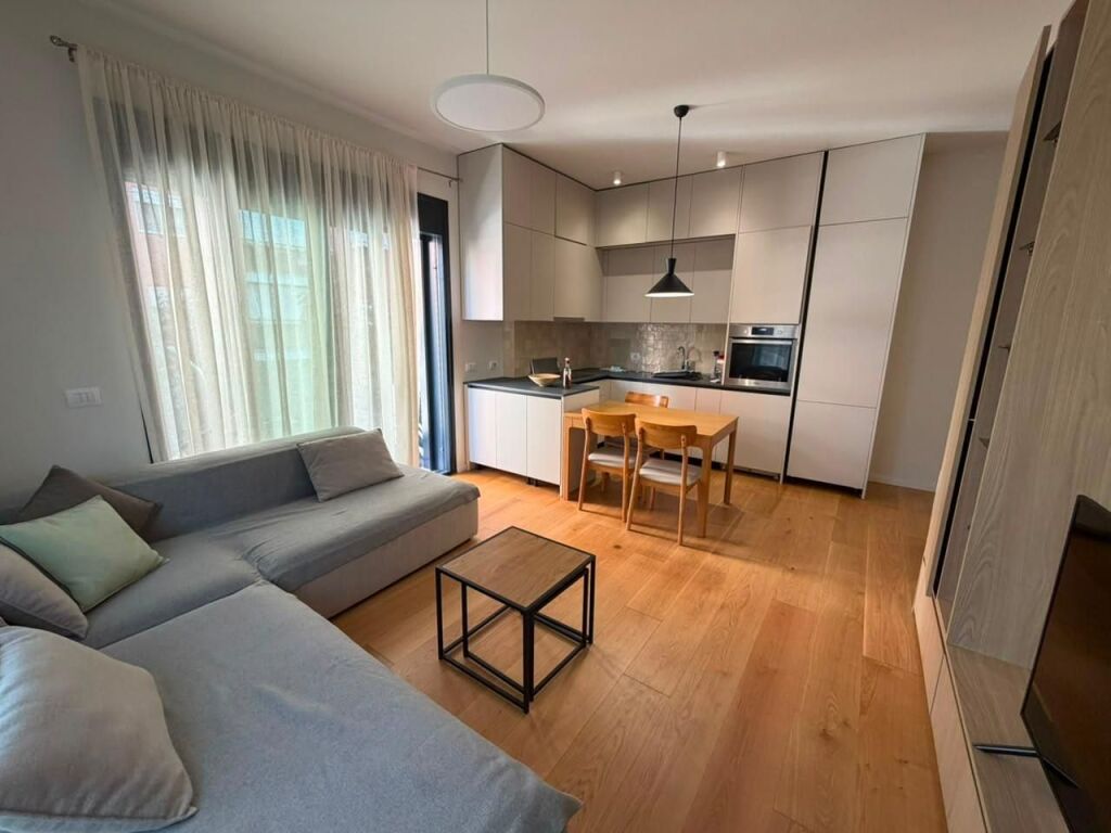 2+1 apartment for rent, Rruga e Kosovareve