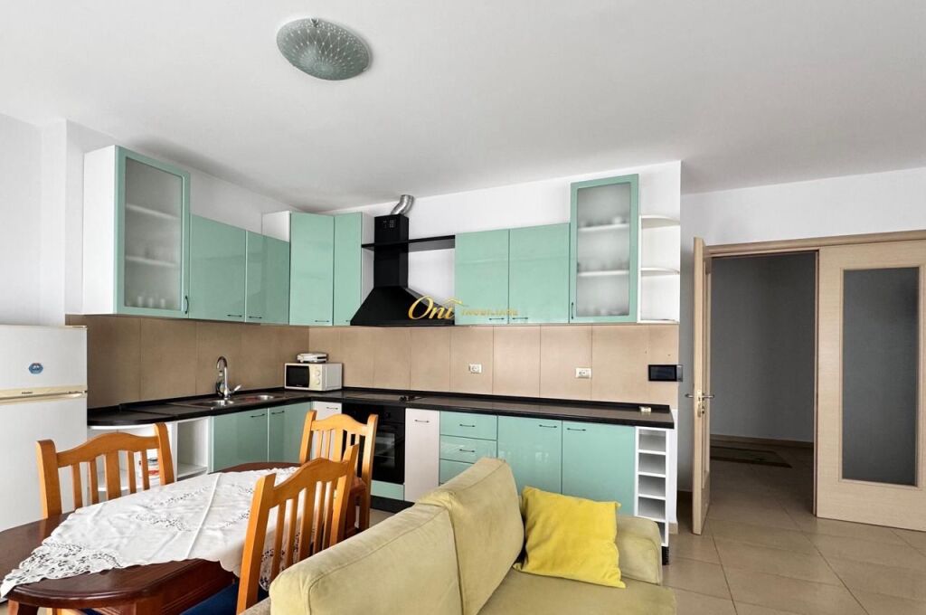APPARTAMENTO IN AFFITTO IN VIA BOGDANEVE 2+1
