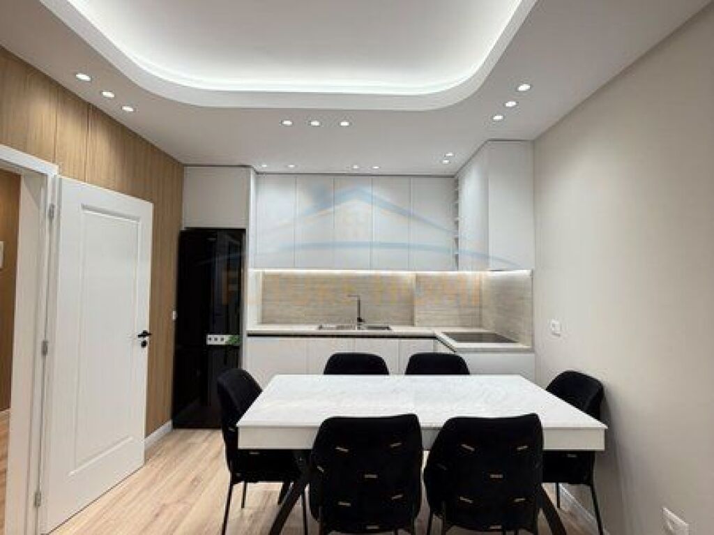 Shitet,Apartament 2+1+2,Astir,Tirane.