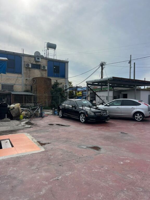 JEPET ME QIRA LAVAZH TEK ROYAL GAZ, DURRËS