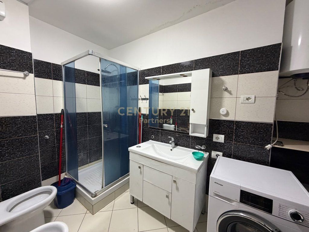 AFFITTIAMO APPARTAMENTO 2+1 AD ASTIR! 400 € /Mese