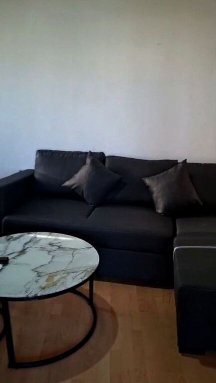 1+1 APARTMENT 35,000 LEKE JORDAN MISJA STREET