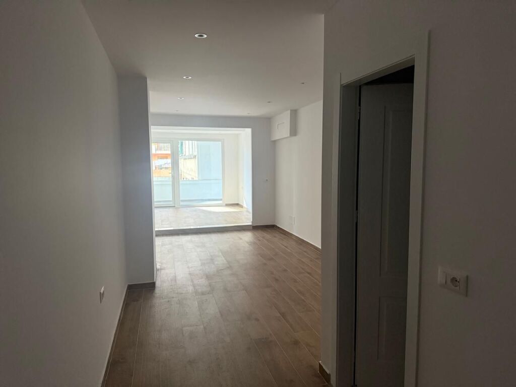 Affitto | Apartament 1 + 1 | Rruga Jordan Misja | 700 €/mese