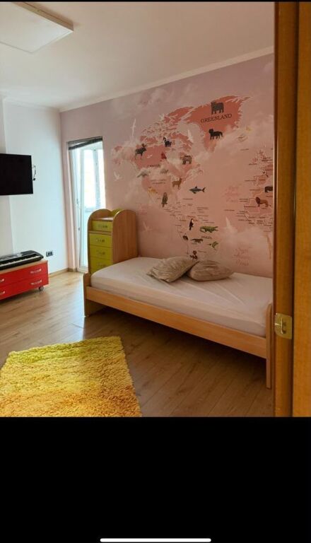 Apartament 2+1 per qira Komuna Parisit