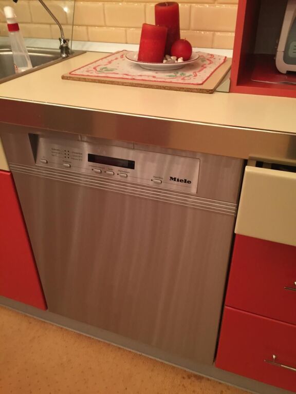 🏡 Shitet apartament 2+1 te Kompleksi Kika 1!